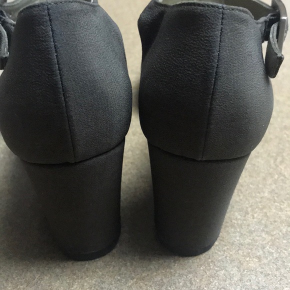 YSL PUMPS - Picture 6 of 8